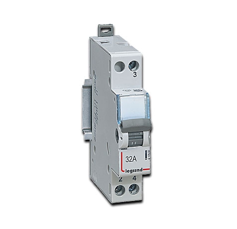Legrand DX3 Wechselschalter mit Mittelstellung 1 W, 32 A 1 modulig / 230 V AC