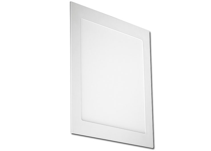 LED Deckeneinbauleuchte quadratisch 1.260 Lumen / 18W / 100-240V AC / 120° / 3.000K / Warmweiß / 225x225 mm