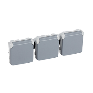 Steckdose 3-fach waagerecht Feuchtraum Modular Plexo 55 grau