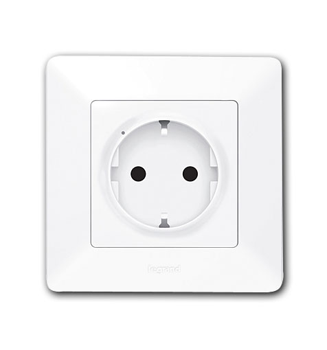 Valena Life Schuko-Steckdose mit Netatmo Ultraweiß