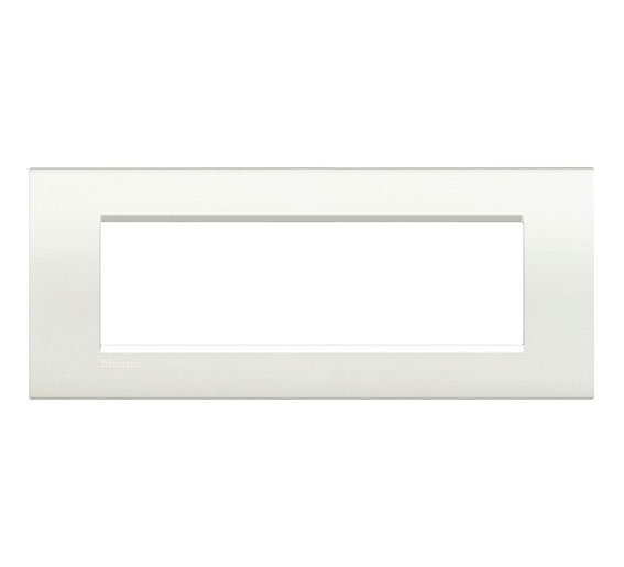 Bticino LIVINGLIGHT Abdeckrahmen für Kompaktinstallation / 7-modulig / Farbe Weiß
