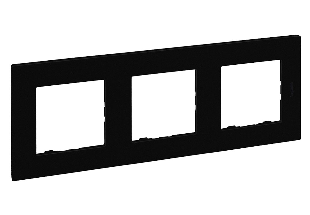 Legrand Niloe Step Abdeckrahmen 3-fach / Schwarz
